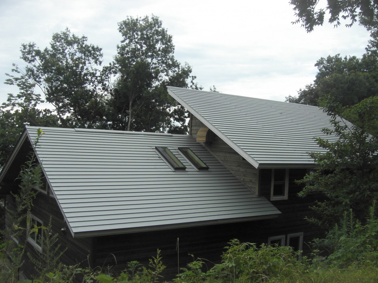 ガルバリウム段葺き（伊東市）